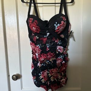Torrid Retro Underwire Lined Floral Romper Swimsuit NWT